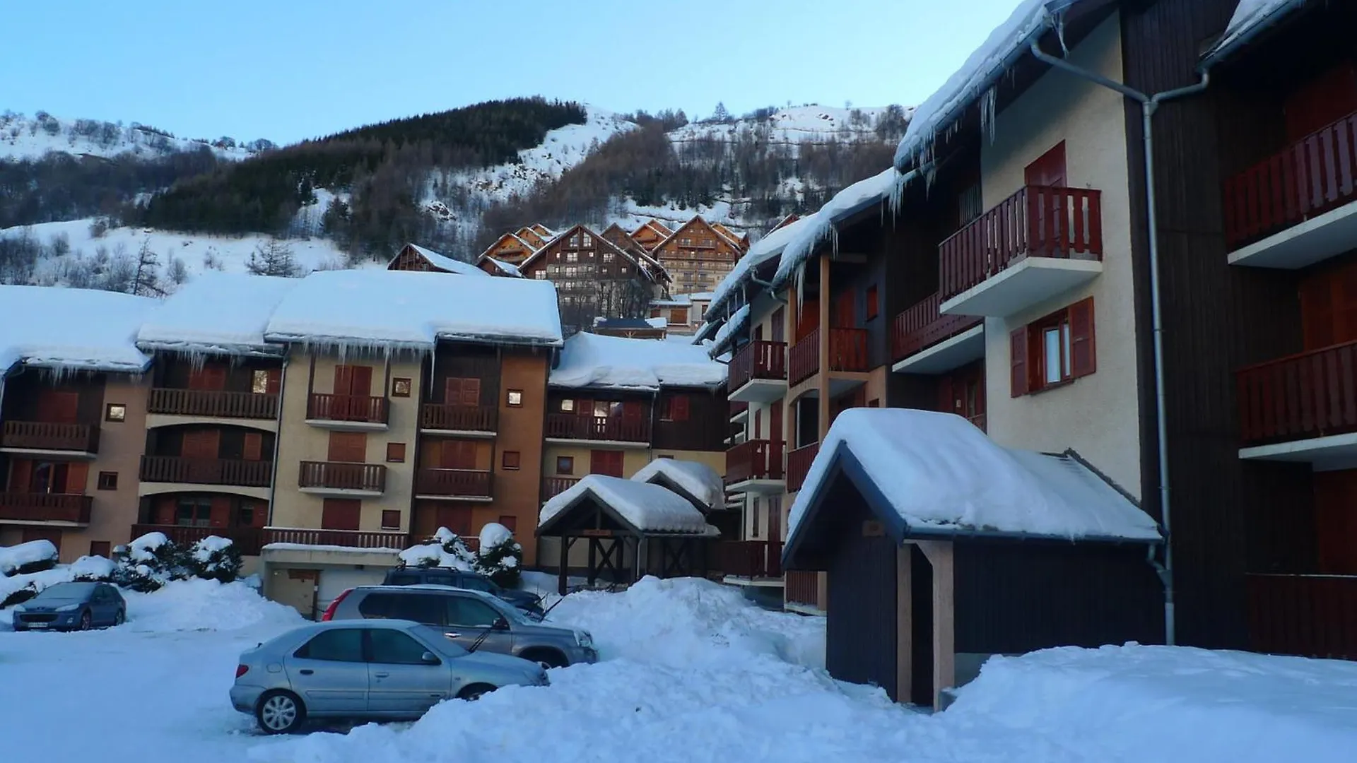 Apartment Studio Cosy A Valloire, 4 Pers, Proche Remontees & Centres, Balcon, Parking - Fr-1-263-525